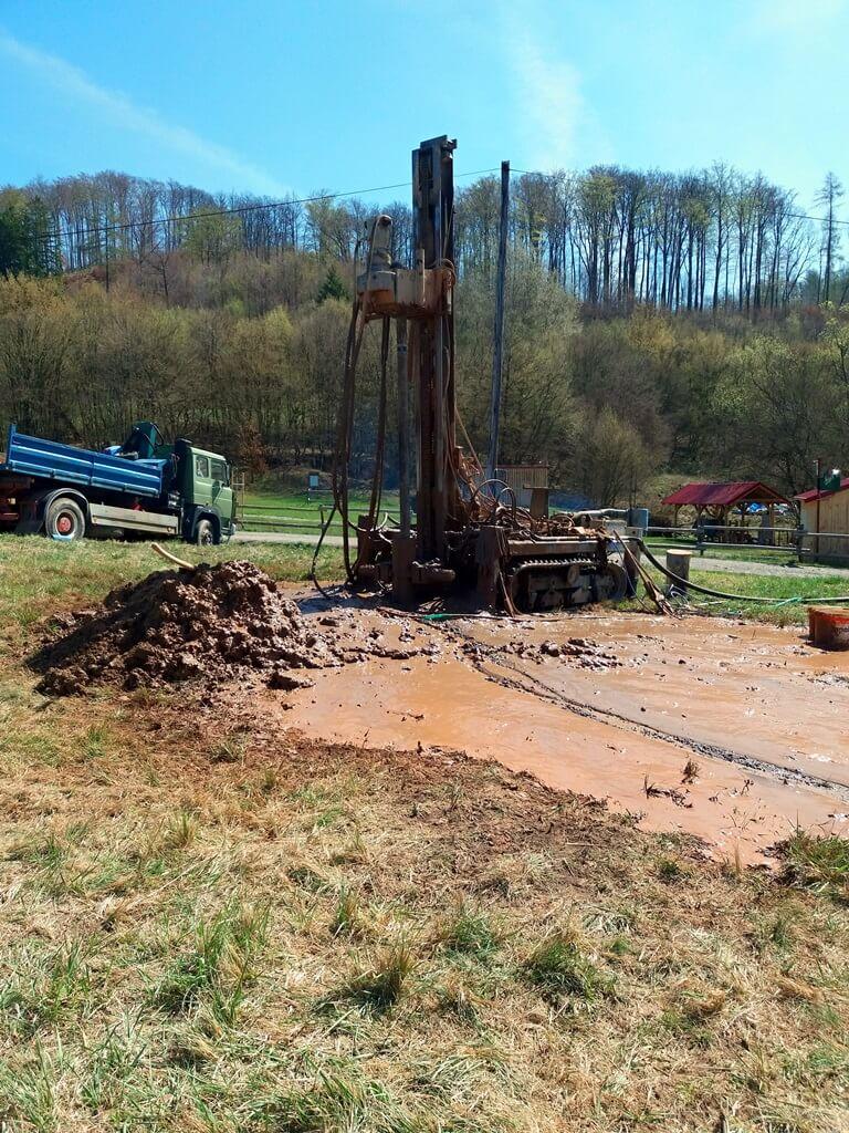 Vŕtanie studní - fotografia 16